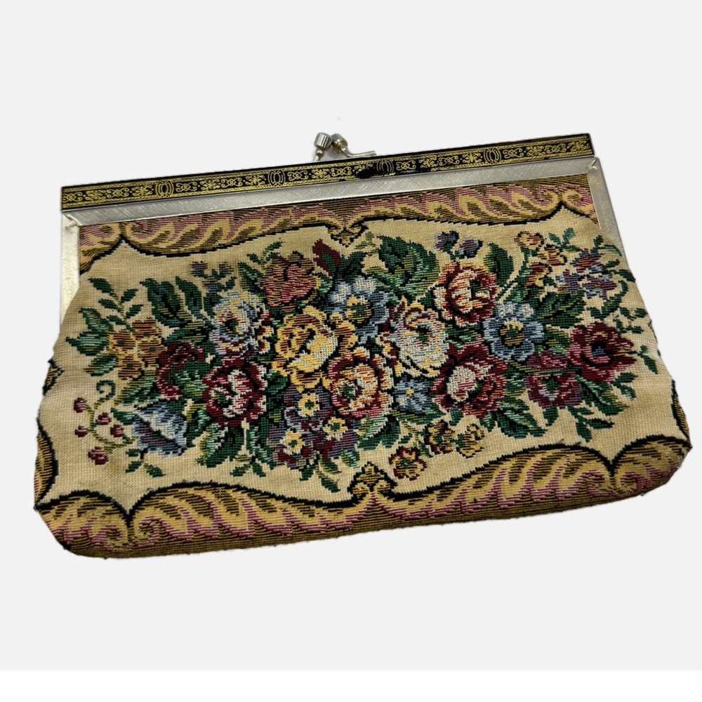 Vintage mid century petite point floral needlepoint kiss lock clutch bag